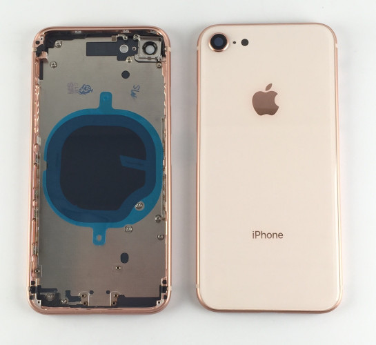 Корпус для Apple iPhone 8 золотой